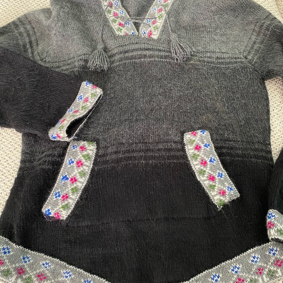 Hoodie sweater - Picture 2 of 3